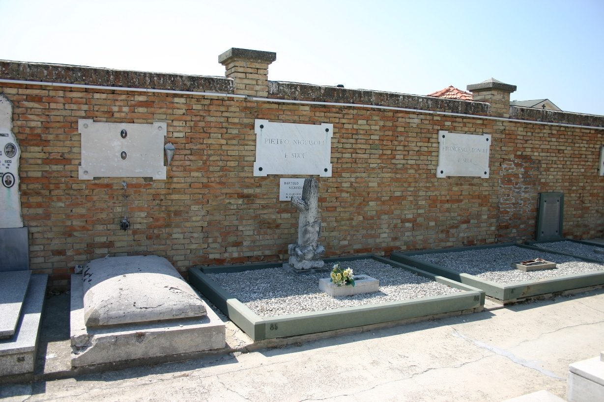 Bartolo Nigrisoli's tomb, Cemetery, Sant'Alberto di Ravenna, Italy - 01.JPG